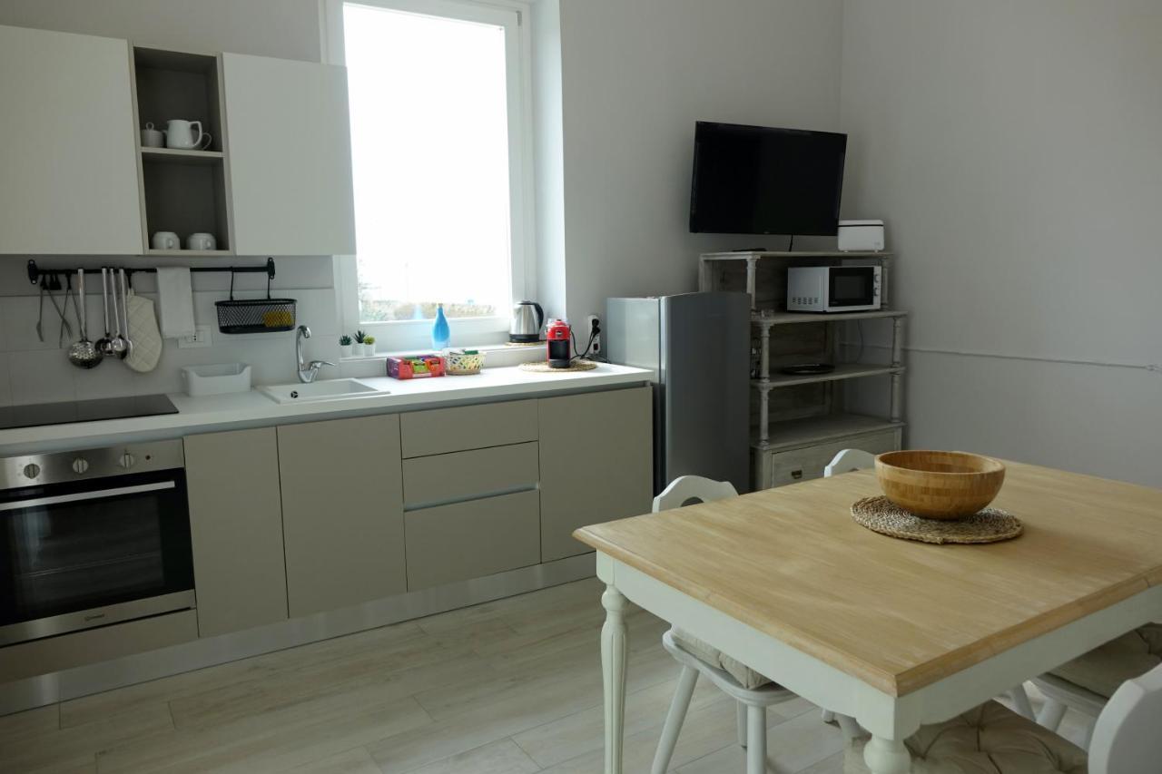 Ferienwohnung La Finestra Sul Mare Bari Exterior foto