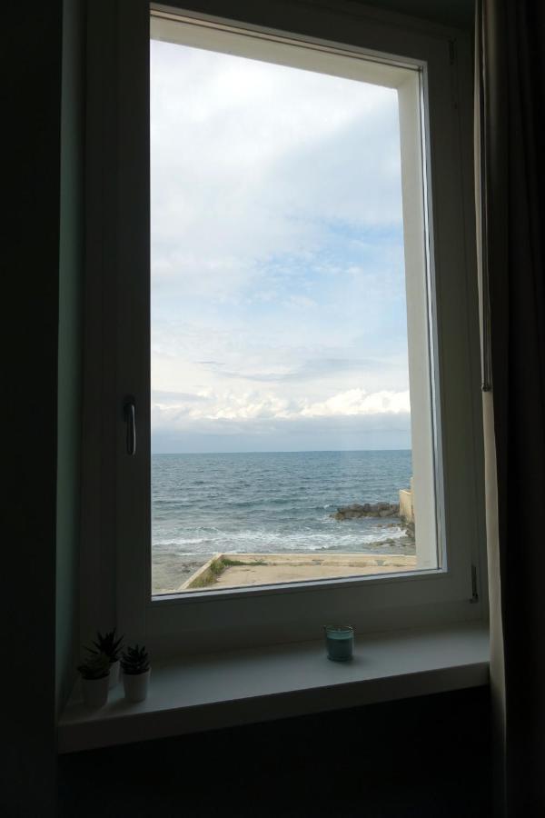 Ferienwohnung La Finestra Sul Mare Bari Exterior foto